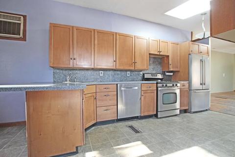 21 Larch Rd, Georgetown, MA 01833 photo 5