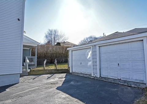 631 Pokross St, Fall River, MA 02724 photo 4