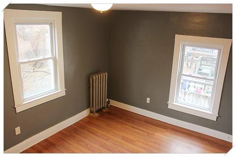 158 Pendleton Ave, Springfield, MA 01109 photo 4