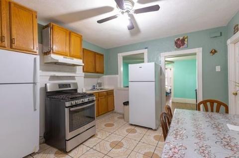 61 W Eagle St, Boston, MA 02128 photo 4