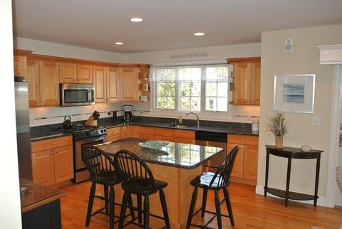 11 Sand Dollar Ln, Mashpee, MA 02649 photo 4