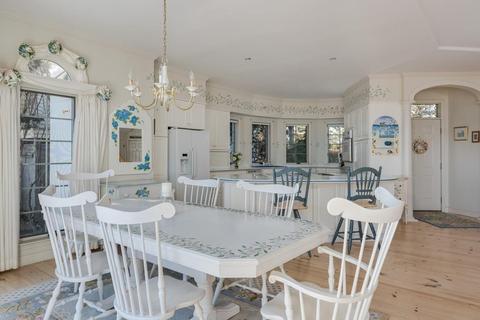 13 Ocean Bluff Dr, Mashpee, MA 02649 photo 10