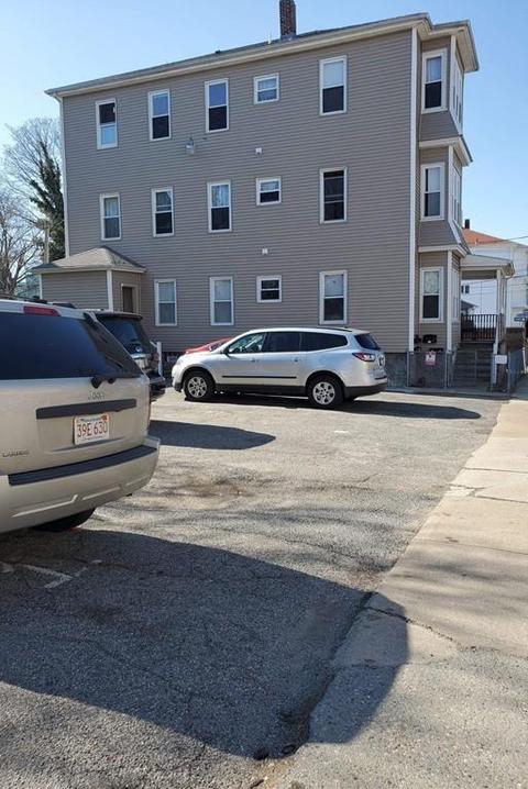 81 Hamlet St, Fall River, MA 02724 photo 17