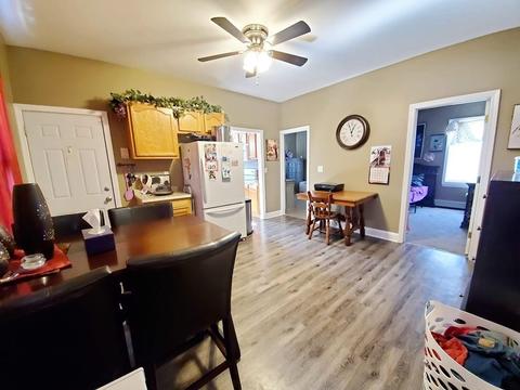 81 Hamlet St, Fall River, MA 02724 photo 3