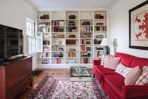 74 Holland Rd, Brookline, MA 02445 photo 6