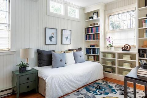 74 Holland Rd, Brookline, MA 02445 photo 13
