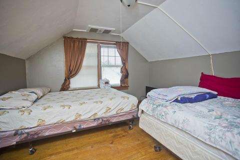 36 Eddy St, Springfield, MA 01104 photo 6