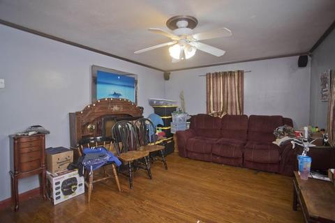 36 Eddy St, Springfield, MA 01104 photo 9