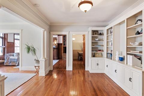 20 Claflin Rd #1, Brookline, MA 02445 photo 3