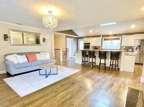 8 Devonshire Dr, Wilbraham, MA 01095 photo 7