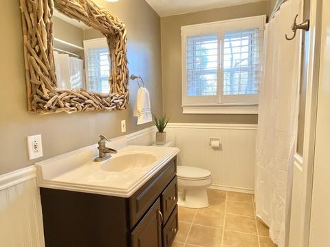 8 Devonshire Dr, Wilbraham, MA 01095 photo 22