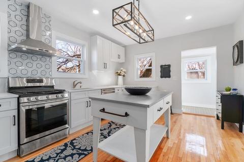 29 Chester St, Danvers, MA 01923 photo 1