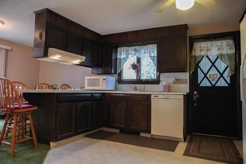 35 Bates Grove Rd, Webster, MA 01570 photo 13