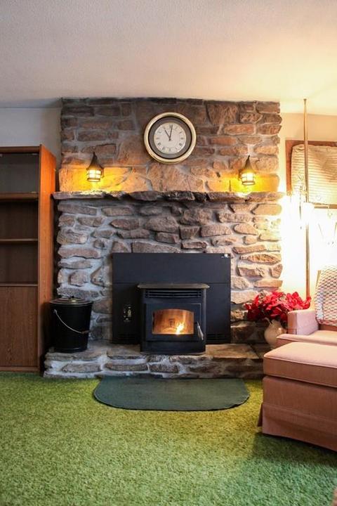 35 Bates Grove Rd, Webster, MA 01570 photo 16