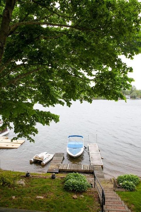 35 Bates Grove Rd, Webster, MA 01570 photo 3