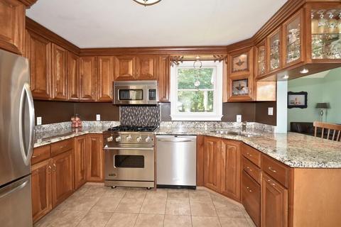 836 New Boston Rd, Fall River, MA 02720 photo 15