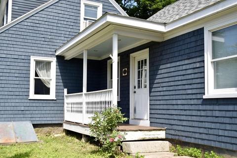 836 New Boston Rd, Fall River, MA 02720 photo 3
