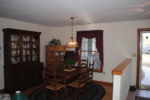 51 Old Worcester Rd, Webster, MA 01570 photo 7