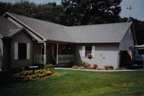51 Old Worcester Rd, Webster, MA 01570 photo 3