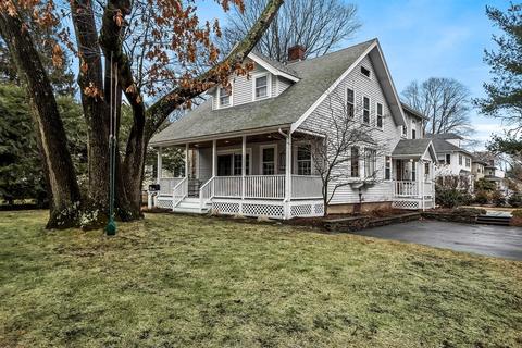 312 Manning St, Needham, MA 02492 photo 1