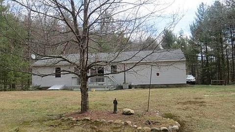 96 Platts Rd, Ashburnham, MA 01430 photo 4