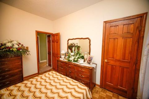 526 Hicks St, Fall River, MA 02724 photo 17