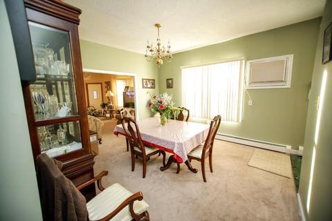 526 Hicks St, Fall River, MA 02724 photo 12