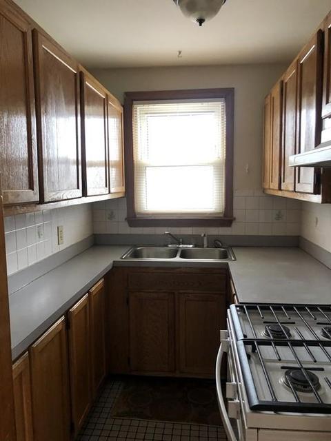 357 S Oxford, Fall River, MA 02721 photo 13
