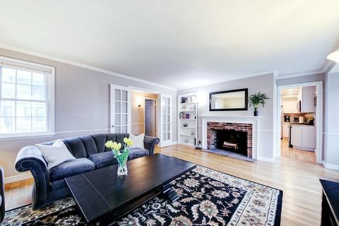 407 Atlantic Ave, Marblehead, MA 01945 photo 2