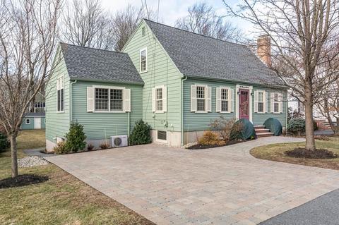 41 Harvard St, Reading, MA 01867 photo 2