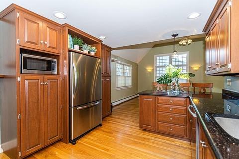 41 Harvard St, Reading, MA 01867 photo 8