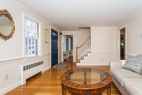 41 Harvard St, Reading, MA 01867 photo 3