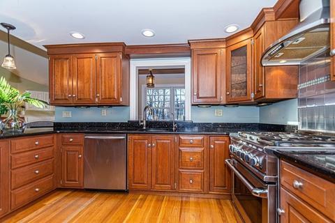 41 Harvard St, Reading, MA 01867 photo 7