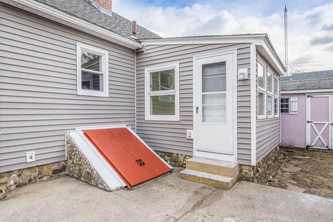 20 Eddy St, Springfield, MA 01104 photo 5