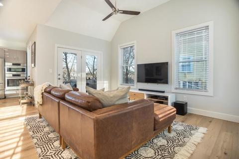 3 Goodwin St, Wakefield, MA 01880 photo 6
