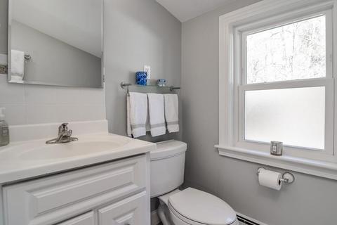 20 Kerrydale Rd, Needham, MA 02492 photo 12