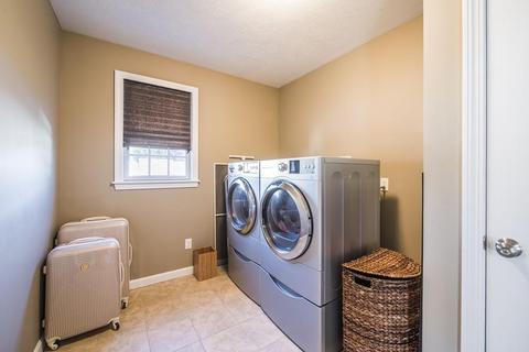 297 Arnold Ave, Springfield, MA 01119 photo 39