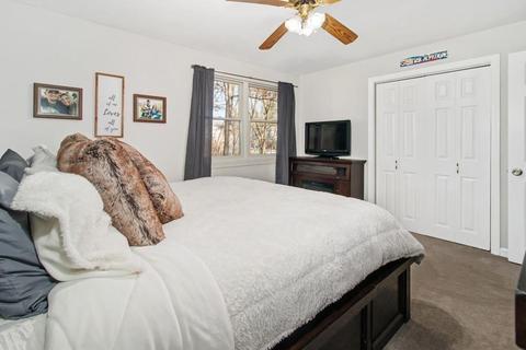 12 Eayers Pond Rd, Hudson, NH 03051 photo 16