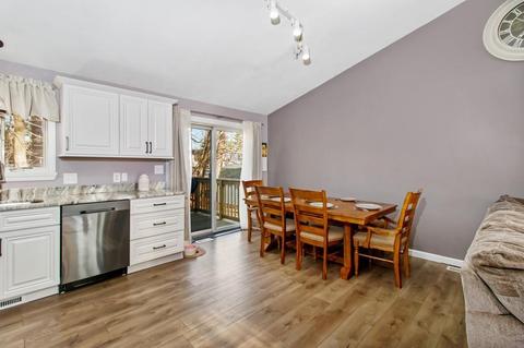 12 Eayers Pond Rd, Hudson, NH 03051 photo 6