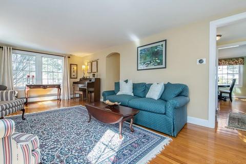 48 Mohawk Dr, Acton, MA 01720 photo 9