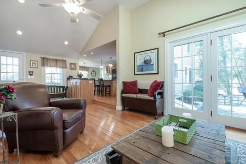 48 Mohawk Dr, Acton, MA 01720 photo 10