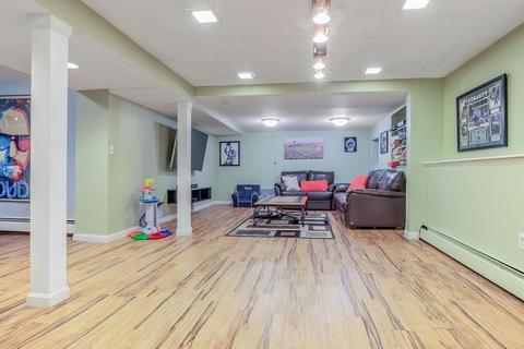 14 Colonial Dr, Framingham, MA 01701 photo 25