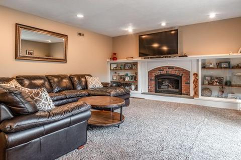 14 Colonial Dr, Framingham, MA 01701 photo 22