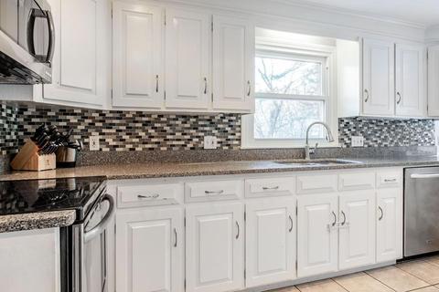 14 Colonial Dr, Framingham, MA 01701 photo 8