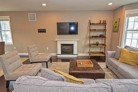 371 Canton St, Randolph, MA 02368 photo 4
