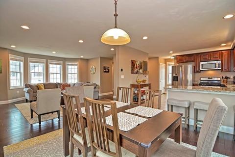 371 Canton St, Randolph, MA 02368 photo 8