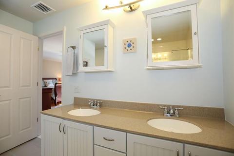 21 Colby St, Needham, MA 02492 photo 24