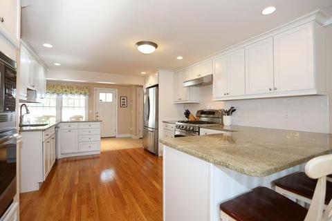 21 Colby St, Needham, MA 02492 photo 7