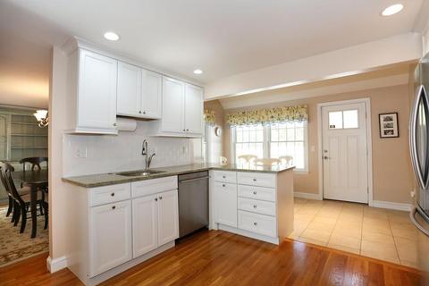 21 Colby St, Needham, MA 02492 photo 8