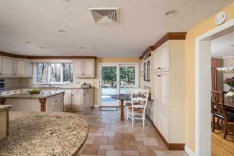 27 Pioneer Rd, Hingham, MA 02043 photo 6